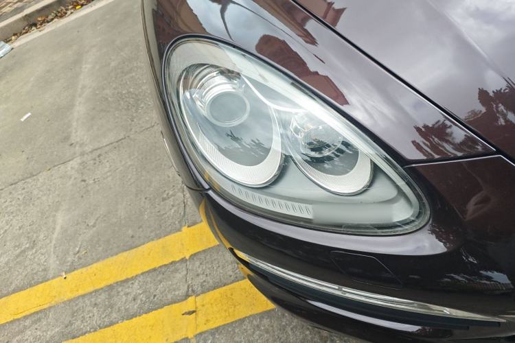 Used Porsche Cayenne 2011 Cayenne S 4.8L Right Front Headlight