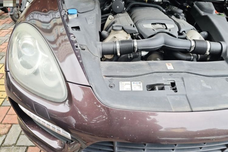 Used Porsche Cayenne 2011 Cayenne S 4.8L Right Front Headlight