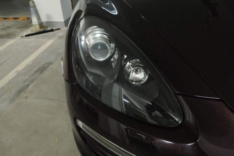 Used Porsche Cayenne 2011 Cayenne 3.0T Right Front Headlight