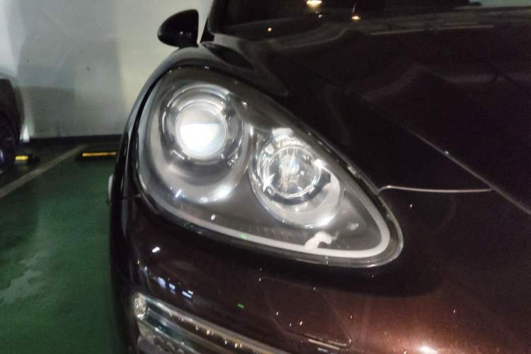 Used Porsche Cayenne 2011 Cayenne S 4.8L Right Front Headlight