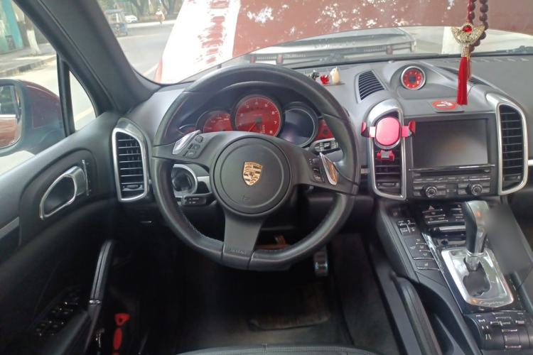 Used Porsche Cayenne 2011 Cayenne 3.0T Steering Wheel