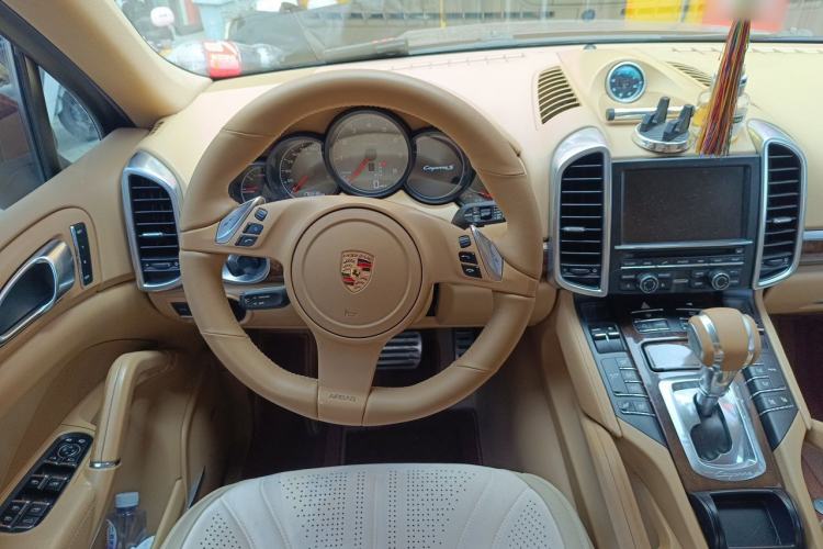 Used Porsche Cayenne 2011 Cayenne S Hybrid 3.0T Steering Wheel