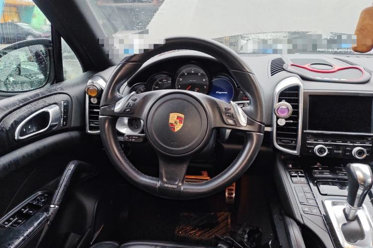 Used Porsche Cayenne 2011 Cayenne 3.0T Steering Wheel
