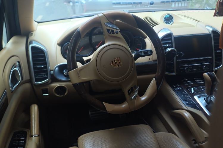 Used Porsche Cayenne 2011 Cayenne 3.0T Steering Wheel