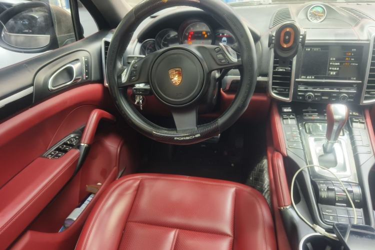 Used Porsche Cayenne 2011 Cayenne 3.0T Steering Wheel
