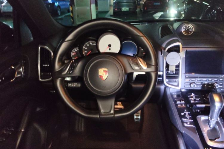 Used Porsche Cayenne 2011 Cayenne S 4.8L Steering Wheel