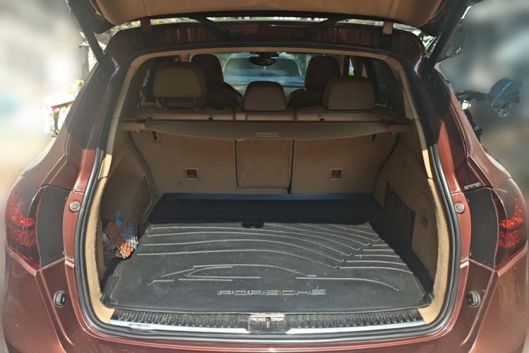 Used Porsche Cayenne 2011 Cayenne 3.0T Trunk