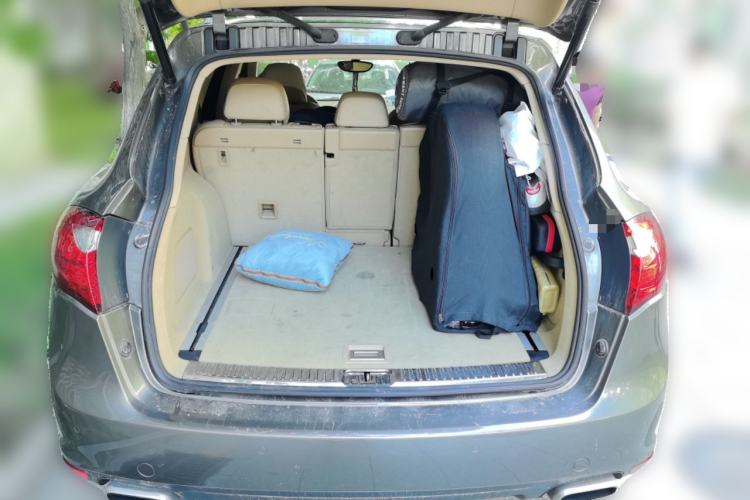 Used Porsche Cayenne 2011 Cayenne S Hybrid 3.0T Trunk