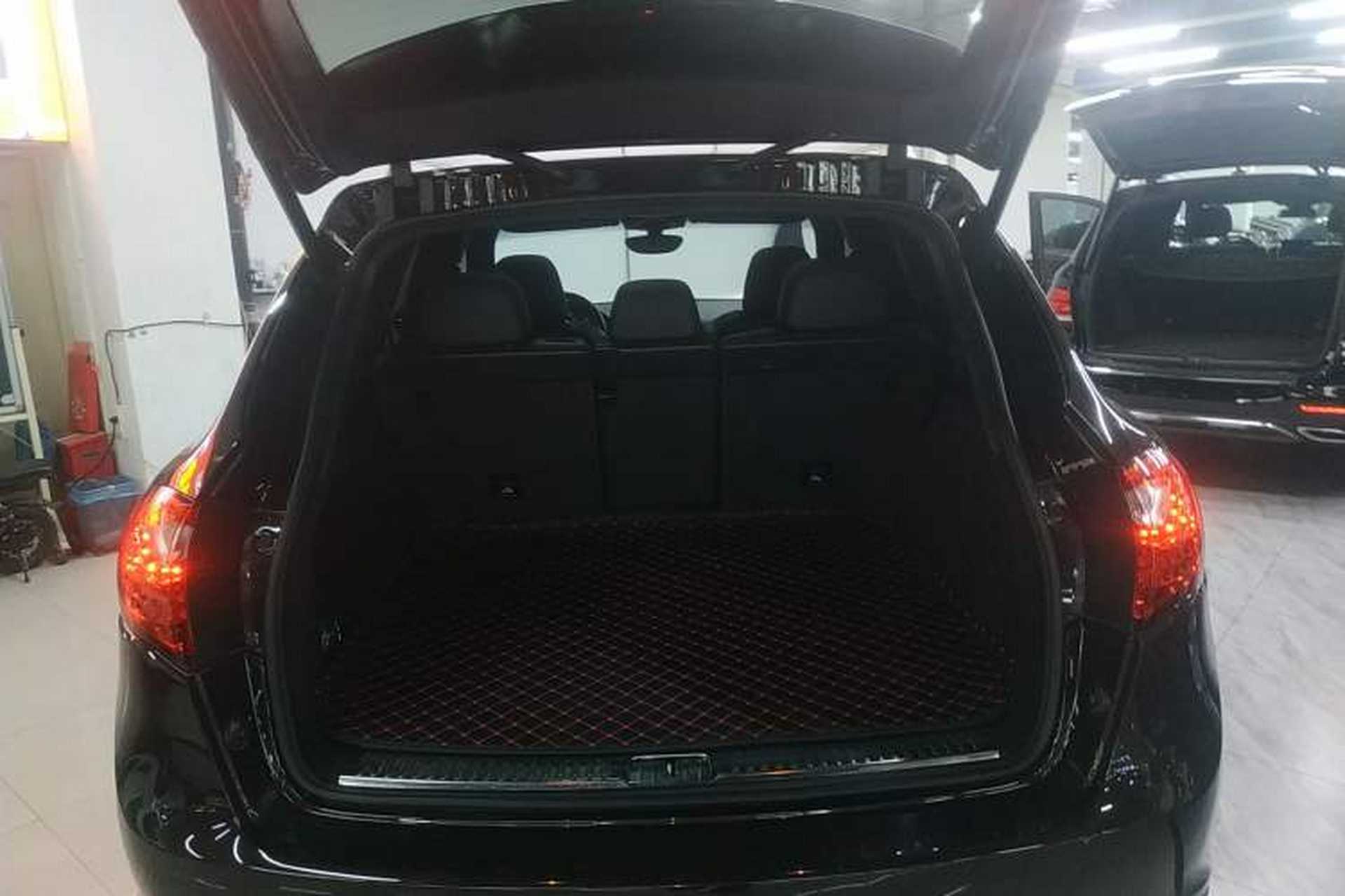 Used Porsche Cayenne 2011 Cayenne 3.0T Trunk