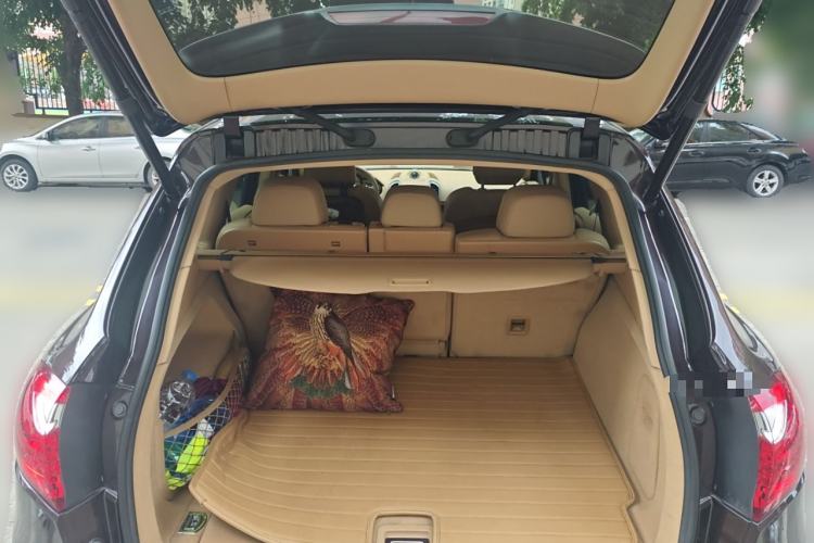 Used Porsche Cayenne 2011 Cayenne S 4.8L Trunk