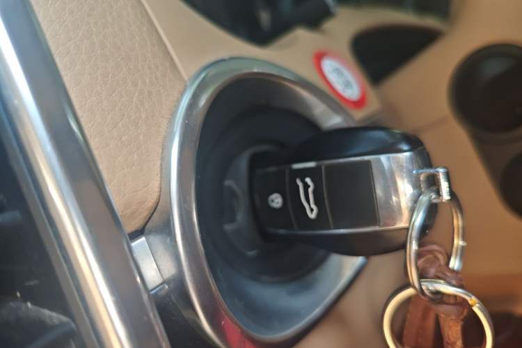 Used Porsche Cayenne 2011 Cayenne 3.0T Vehicle Key