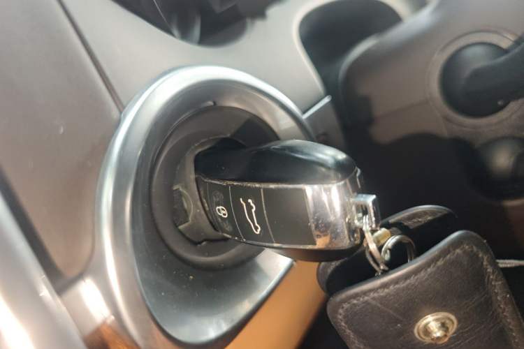 Used Porsche Cayenne 2011 Cayenne 3.0T Vehicle Key