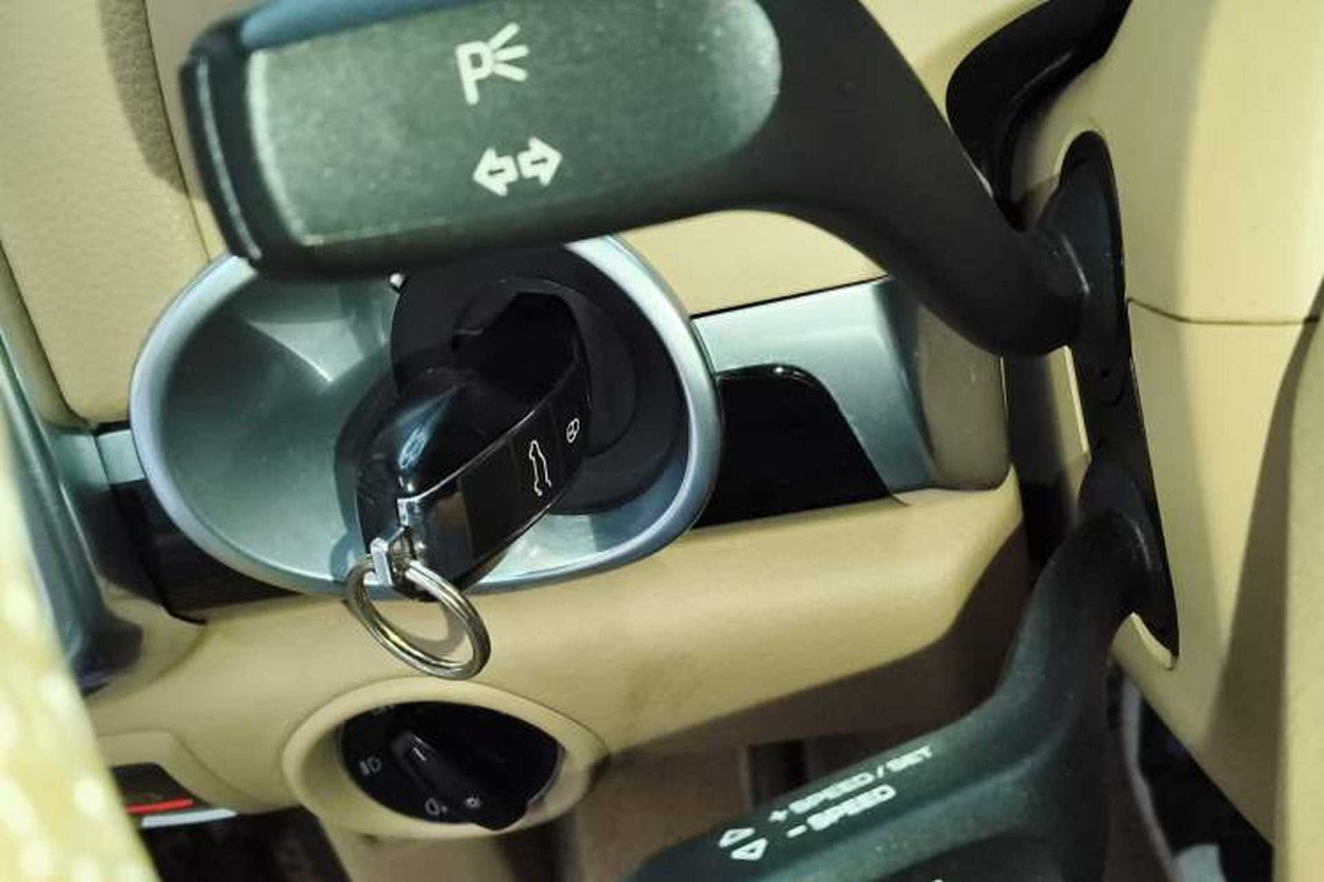 Used Porsche Cayenne 2011 Cayenne 3.0T Vehicle Key