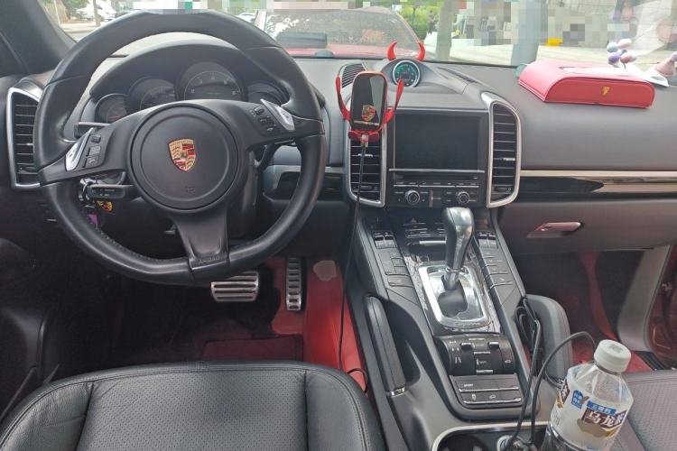 Used Porsche Cayenne 2011 Cayenne 3.0T Center Console