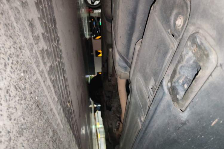 Used Porsche Cayenne 2011 Cayenne S 4.8L Chassis Rear Right