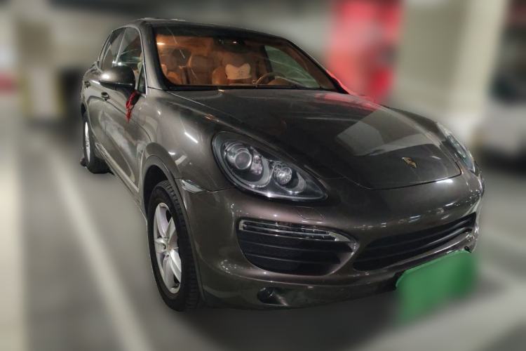 Used Porsche Cayenne 2011 Cayenne S 4.8L Front Right 45 Deg