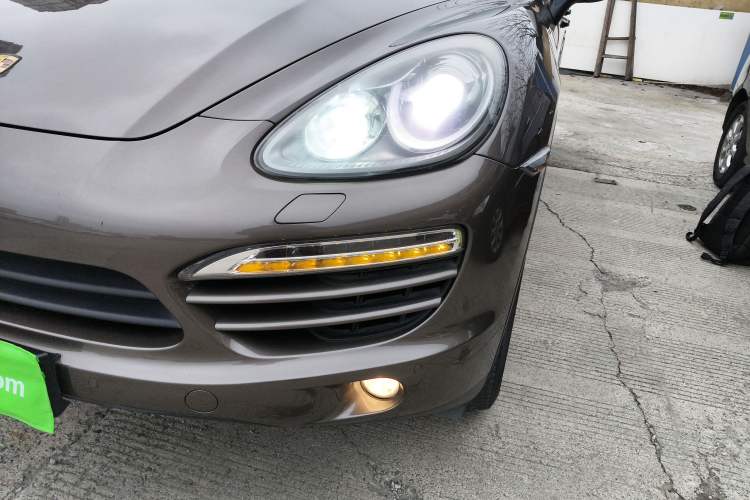 Used Porsche Cayenne 2011 Cayenne 3.0T Left Front Headlight