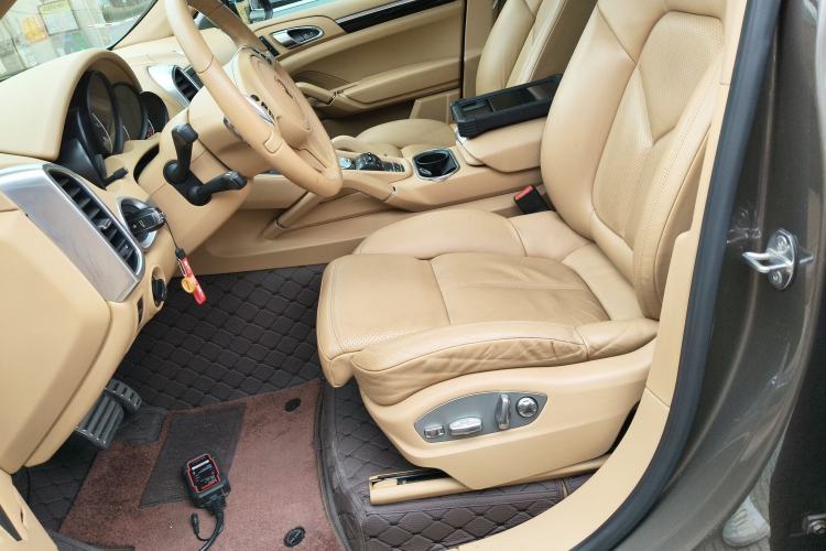 Used Porsche Cayenne 2011 Cayenne 3.0T Left Front Seat