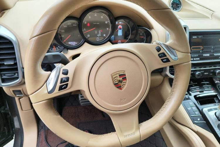Used Porsche Cayenne 2011 Cayenne 3.0T Steering Wheel