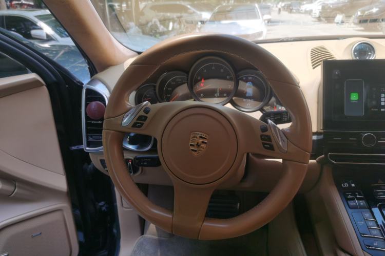 Used Porsche Cayenne 2011 Cayenne 3.0T Steering Wheel