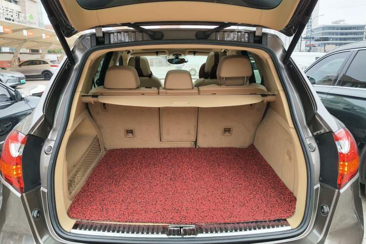 Used Porsche Cayenne 2011 Cayenne 3.0T Trunk