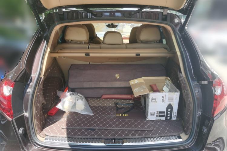 Used Porsche Cayenne 2011 Cayenne 3.0T Trunk