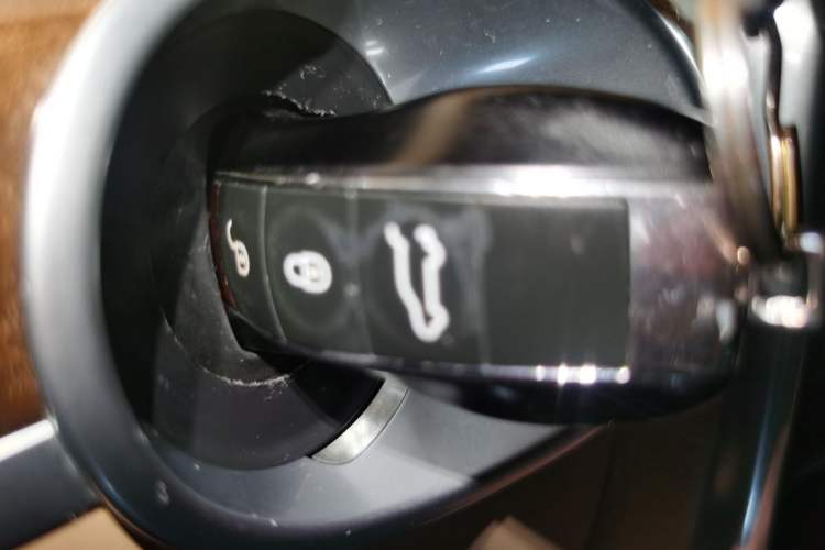 Used Porsche Cayenne 2011 Cayenne 3.0T Vehicle Key