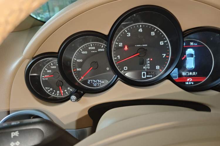 Used Porsche Cayenne 2011 Cayenne 3.0T Instrument Cluster
