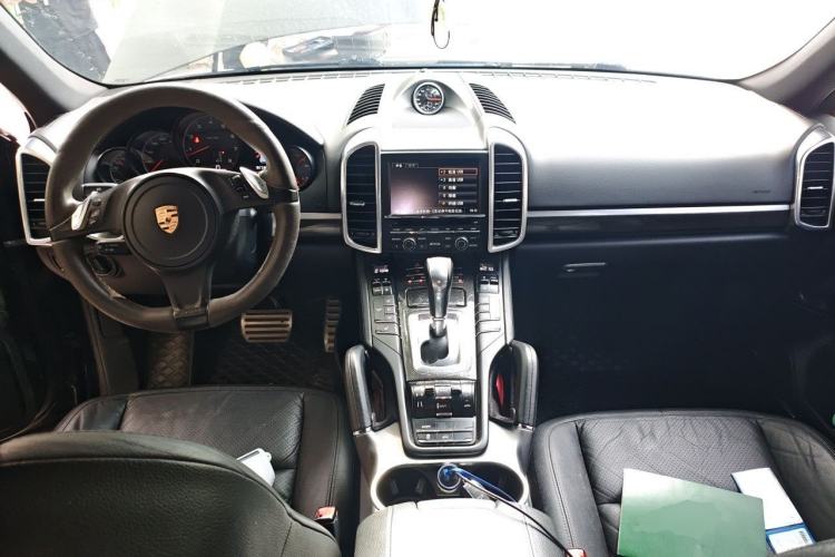 Used Porsche Cayenne 2011 Cayenne 3.0T Center Console