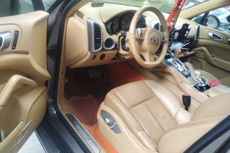 Used Porsche Cayenne 2011 Cayenne S Hybrid 3.0T Driver Seat