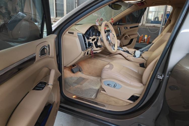 Used Porsche Cayenne 2011 Cayenne S 4.8L Driver Seat