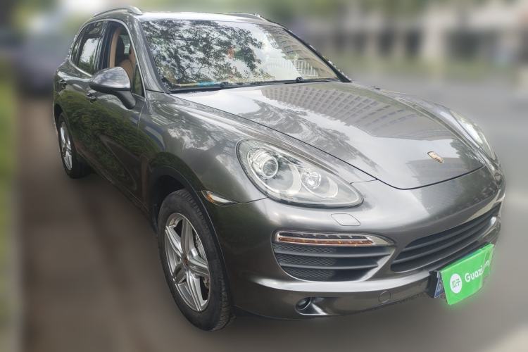 Used Porsche Cayenne 2011 Cayenne S 4.8L Front Right 45 Deg