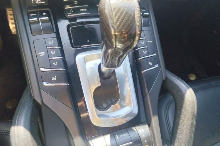 Used Porsche Cayenne 2011 Cayenne 3.0T Gear Lever