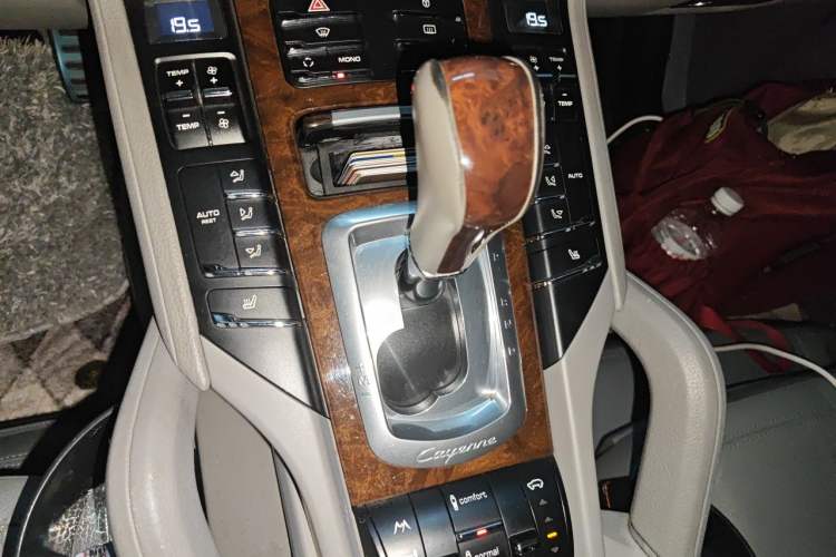 Used Porsche Cayenne 2011 Cayenne 3.0T Gear Lever