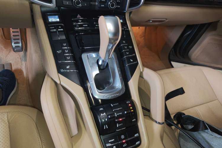 Used Porsche Cayenne 2011 Cayenne S 4.8L Gear Lever
