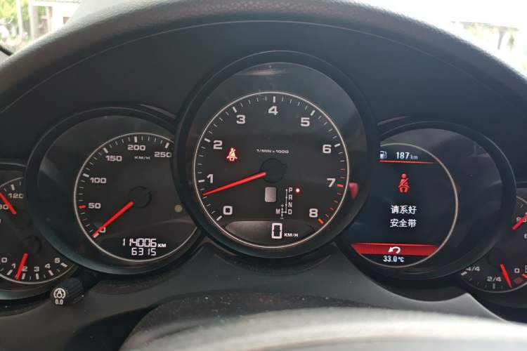 Used Porsche Cayenne 2011 Cayenne 3.0T Instrument Cluster