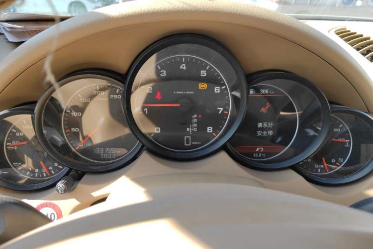 Used Porsche Cayenne 2011 Cayenne 3.0T Instrument Cluster