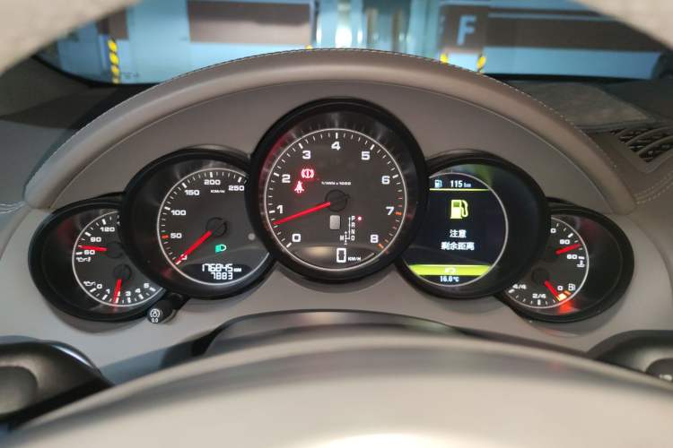 Used Porsche Cayenne 2011 Cayenne 3.0T Instrument Cluster