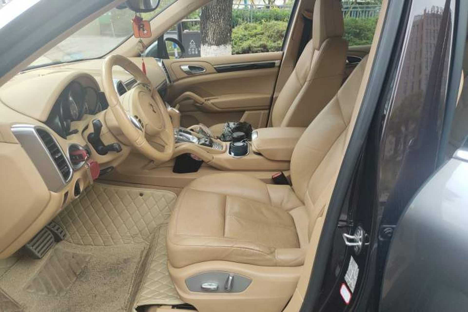 Used Porsche Cayenne 2011 Cayenne S 4.8L Left Front Seat