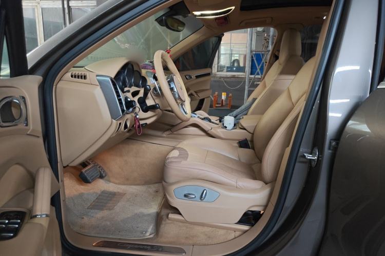 Used Porsche Cayenne 2011 Cayenne S 4.8L Left Front Seat