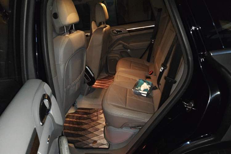 Used Porsche Cayenne 2011 Cayenne 3.0T Left Rear Seat