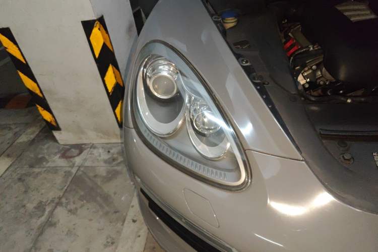 Used Porsche Cayenne 2011 Cayenne 3.0T Right Front Headlight