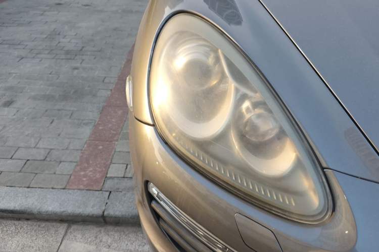 Used Porsche Cayenne 2011 Cayenne 3.0T Right Front Headlight
