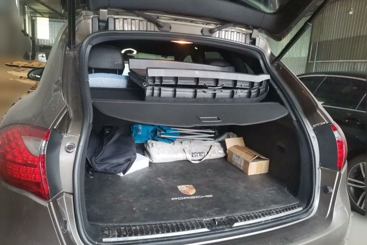 Used Porsche Cayenne 2011 Cayenne 3.0T Trunk