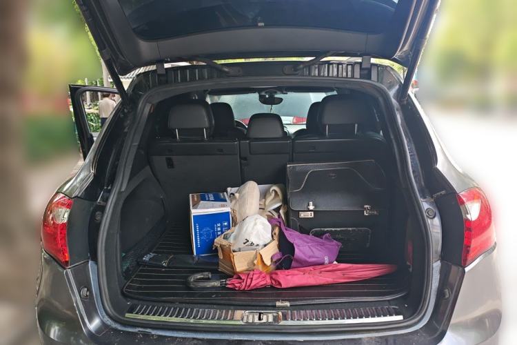 Used Porsche Cayenne 2011 Cayenne 3.0T Trunk