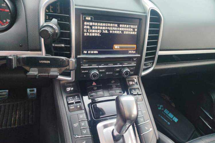 Used Porsche Cayenne 2011 Cayenne 3.0T Audio And AC Panel