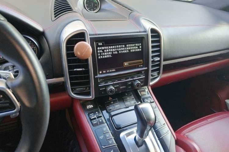 Used Porsche Cayenne 2011 Cayenne 3.0T Audio And AC Panel