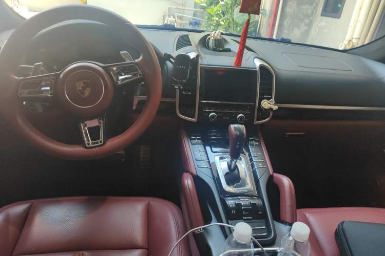 Used Porsche Cayenne 2011 Cayenne 3.0T Center Console