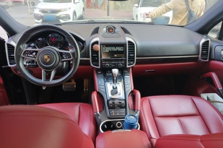 Used Porsche Cayenne 2011 Cayenne 3.0T Center Console