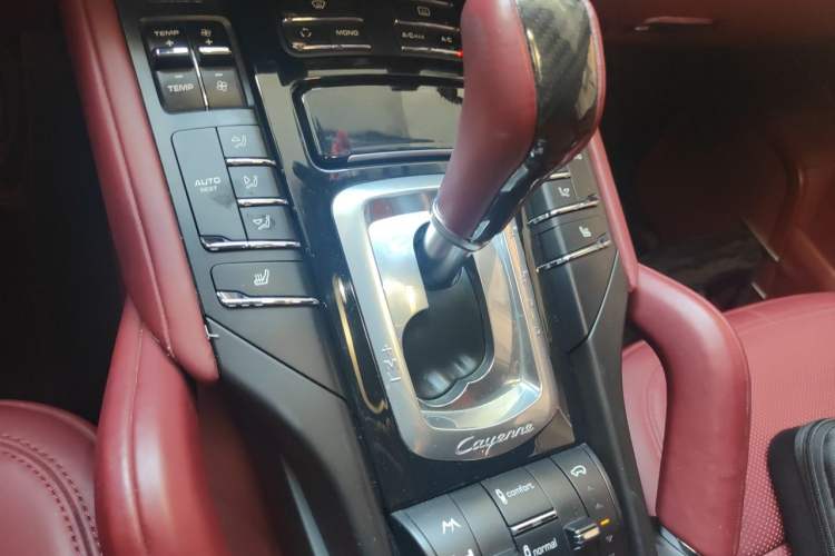 Used Porsche Cayenne 2011 Cayenne 3.0T Gear Lever